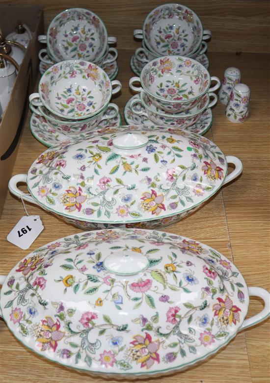 A Minton Haddon Hall pattern part dinner service